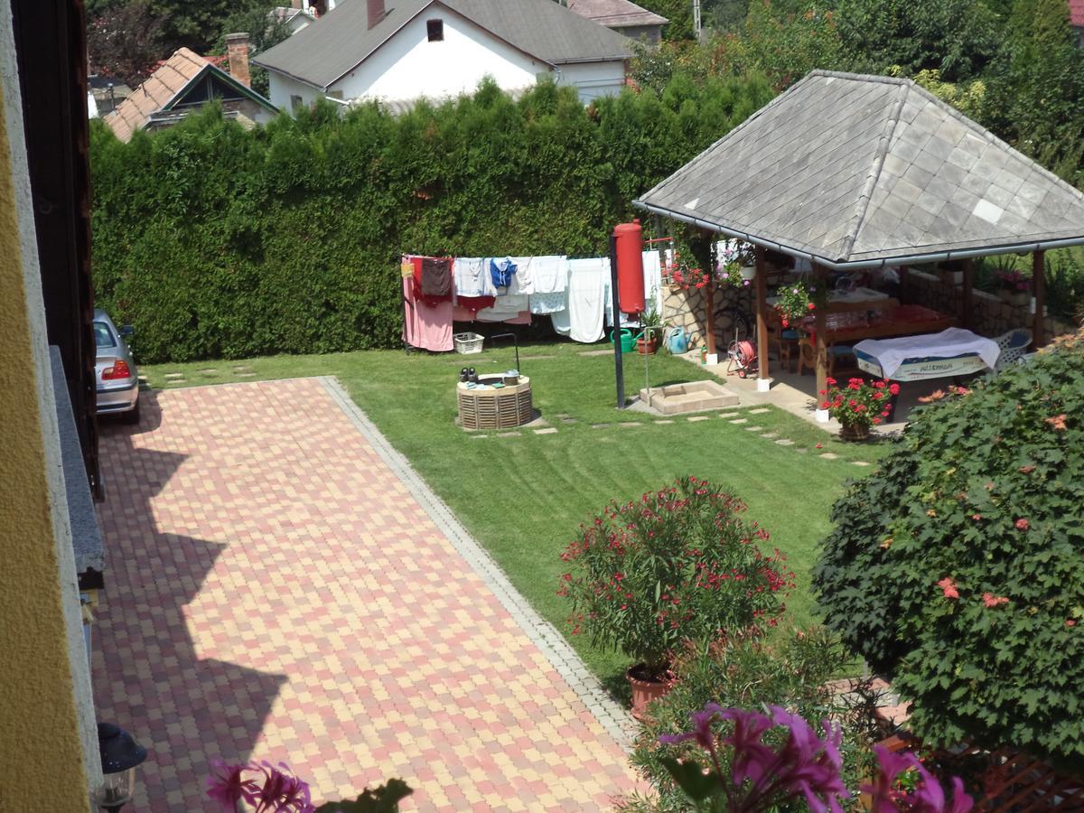 Hotel Holp Panzio Balatonföldvár Exterior foto